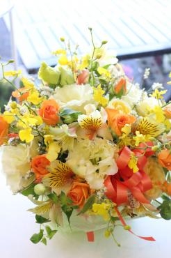 イエロー・オレンジ系お誕生日アレンジメント♬｜「アライ花店」　（山形県山形市の花キューピット加盟店 花屋）のブログ