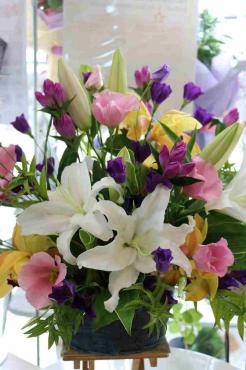 明日は彼岸の中日｜「アライ花店」　（山形県山形市の花キューピット加盟店 花屋）のブログ