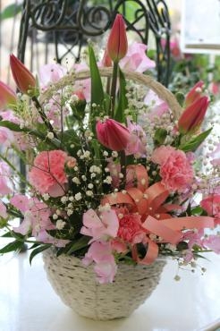 チューリップとスイートピーのアレンジ♬｜「アライ花店」　（山形県山形市の花キューピット加盟店 花屋）のブログ