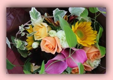 結婚記念日の花束｜「アライ花店」　（山形県山形市の花キューピット加盟店 花屋）のブログ
