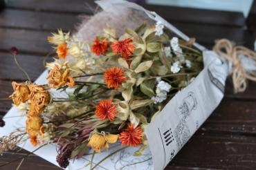 紅花のドライフラワー♬｜「アライ花店」　（山形県山形市の花キューピット加盟店 花屋）のブログ