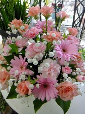 一部では桜が散っています｜「アライ花店」　（山形県山形市の花キューピット加盟店 花屋）のブログ