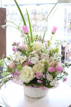 優しいイメージの御供えアレンジ｜「アライ花店」　（山形県山形市の花キューピット加盟店 花屋）のブログ