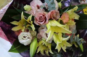 今日の花束｜「アライ花店」　（山形県山形市の花キューピット加盟店 花屋）のブログ