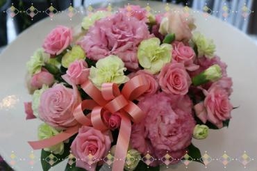 お誕生日アレンジ♬♬｜「アライ花店」　（山形県山形市の花キューピット加盟店 花屋）のブログ