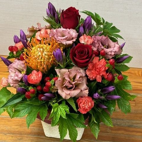 秋色のアレンジメント｜「フラワーショップはなまつ」　（京都府宇治市の花キューピット加盟店 花屋）のブログ