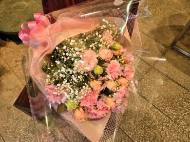 明日は年度末｜「花里」　（神奈川県逗子市の花キューピット加盟店 花屋）のブログ