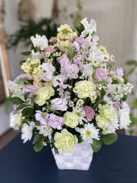 本日お届けアレンジメント｜「うすき生花店」　（大分県佐伯市の花キューピット加盟店 花屋）のブログ