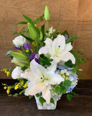 一周忌のお供えのアレンジメント｜「斎藤生花店」　（静岡県静岡市葵区の花キューピット加盟店 花屋）のブログ