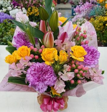お祝い アレンジメント♪｜「愛花」　（愛媛県松山市の花キューピット加盟店 花屋）のブログ