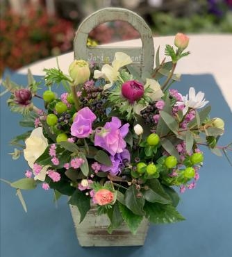 スプリングギフト アレンジメント♪｜「愛花」　（愛媛県松山市の花キューピット加盟店 花屋）のブログ