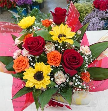 結婚記念日 アレンジメント♪｜「愛花」　（愛媛県松山市の花キューピット加盟店 花屋）のブログ