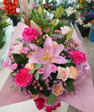 お誕生日祝い アレンジメント♪｜「愛花」　（愛媛県松山市の花キューピット加盟店 花屋）のブログ