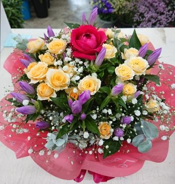 結婚記念日 お祝い アレンジメント♪｜「愛花」　（愛媛県松山市の花キューピット加盟店 花屋）のブログ