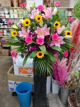 オープン祝い 生花スタンド♪｜「愛花」　（愛媛県松山市の花キューピット加盟店 花屋）のブログ