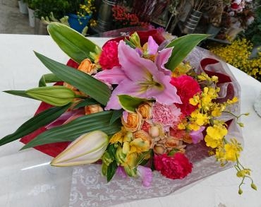 退職祝い 花束♪｜「愛花」　（愛媛県松山市の花キューピット加盟店 花屋）のブログ