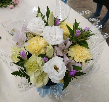四十九日法要 お供え アレンジメント｜「愛花」　（愛媛県松山市の花キューピット加盟店 花屋）のブログ