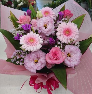 お誕生日祝い アレンジメント♪｜「愛花」　（愛媛県松山市の花キューピット加盟店 花屋）のブログ