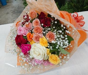 記念日 愛媛県産バラの花束♪｜「愛花」　（愛媛県松山市の花キューピット加盟店 花屋）のブログ