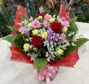 お誕生日祝い アレンジメント♪｜「愛花」　（愛媛県松山市の花キューピット加盟店 花屋）のブログ