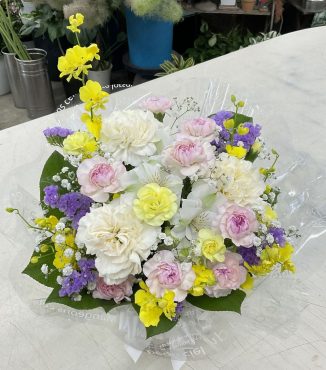一周忌法要 お供え アレンジメント｜「愛花」　（愛媛県松山市の花キューピット加盟店 花屋）のブログ