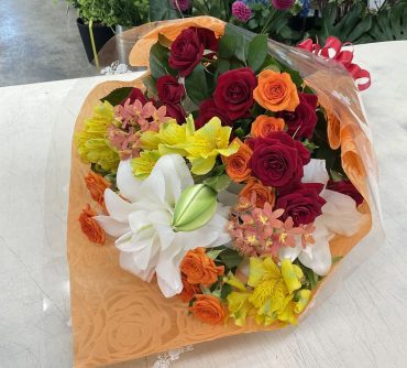 ご新築祝い 花束♪｜「愛花」　（愛媛県松山市の花キューピット加盟店 花屋）のブログ