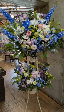 御祝スタンド花｜「花かざり」　（大阪府大阪市城東区の花キューピット加盟店 花屋）のブログ