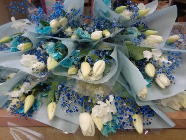 部活のチームカラーで花束｜「緑花園」　（徳島県吉野川市の花キューピット加盟店 花屋）のブログ