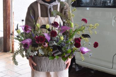 写真の個展祝のアレンジ｜「フラワーショップ花よど」　（熊本県天草市の花キューピット加盟店 花屋）のブログ