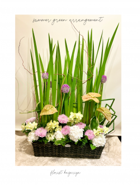初夏のアレンジメント｜「フローリスト飾り屋」　（鹿児島県鹿児島市の花キューピット加盟店 花屋）のブログ