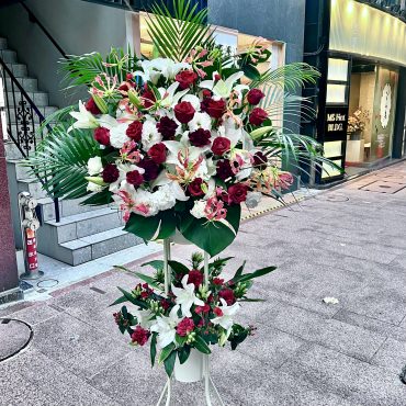 お祝い紅白　2段スタンド｜「銀座ニューフラワー」　（東京都中央区の花キューピット加盟店 花屋）のブログ