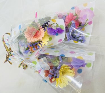 ご卒業祝い　ミニブーケ｜「彩季舎」　（群馬県高崎市の花キューピット加盟店 花屋）のブログ