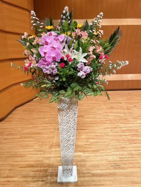 前橋市民文化会館　発表会にスタンンド花｜「彩季舎」　（群馬県高崎市の花キューピット加盟店 花屋）のブログ
