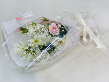 お供え花束｜「彩季舎」　（群馬県高崎市の花キューピット加盟店 花屋）のブログ