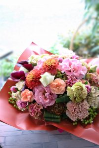 御祝のアレンジメント｜「アライ花店」　（山形県山形市の花キューピット加盟店 花屋）のブログ
