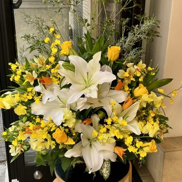 美容院OPENお祝いアレンジメント｜「銀座ニューフラワー」　（東京都中央区の花キューピット加盟店 花屋）のブログ