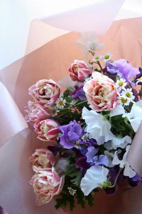 お誕生日の花束｜「アライ花店」　（山形県山形市の花キューピット加盟店 花屋）のブログ