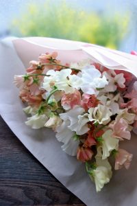 スィートピーの花束｜「アライ花店」　（山形県山形市の花キューピット加盟店 花屋）のブログ
