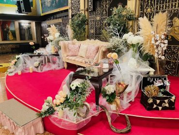 「テラコッタ」ソファーメイン｜「彩季舎」　（群馬県高崎市の花キューピット加盟店 花屋）のブログ