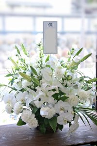 御供のアレンジメント｜「アライ花店」　（山形県山形市の花キューピット加盟店 花屋）のブログ