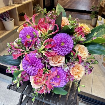 お祝いアレンジメント｜「銀座ニューフラワー」　（東京都中央区の花キューピット加盟店 花屋）のブログ