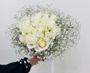 白バラとカスミ草のブーケ｜「彩季舎」　（群馬県高崎市の花キューピット加盟店 花屋）のブログ