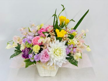 結婚記念日のアレンジメント｜「彩季舎」　（群馬県高崎市の花キューピット加盟店 花屋）のブログ