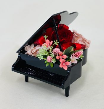 グランドピアノ｜「彩季舎」　（群馬県高崎市の花キューピット加盟店 花屋）のブログ