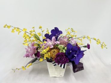 ご退職祝いのアレンジメント｜「彩季舎」　（群馬県高崎市の花キューピット加盟店 花屋）のブログ