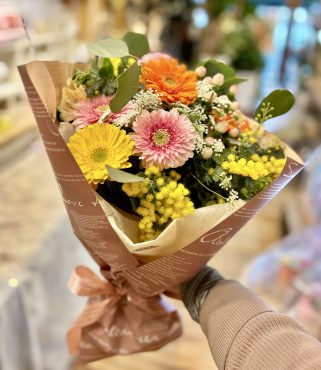haruiro bouquet｜「フローリスト飾り屋」　（鹿児島県鹿児島市の花キューピット加盟店 花屋）のブログ
