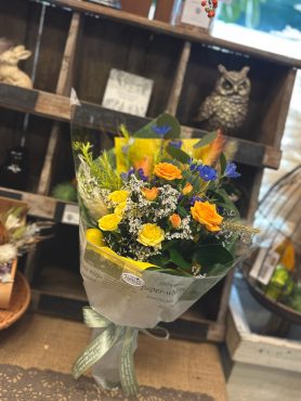 息子さんのお誕生日に・・・｜「フローリスト飾り屋」　（鹿児島県鹿児島市の花キューピット加盟店 花屋）のブログ