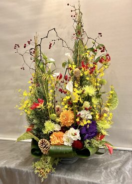豪華なアレンジメント｜「フローリスト飾り屋」　（鹿児島県鹿児島市の花キューピット加盟店 花屋）のブログ