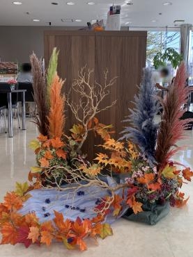 ディスプレイ　テーマは紅葉狩り♪2019｜「愛花」　（愛媛県松山市の花キューピット加盟店 花屋）のブログ