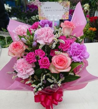 お誕生日祝い　アレンジメント♪｜「愛花」　（愛媛県松山市の花キューピット加盟店 花屋）のブログ